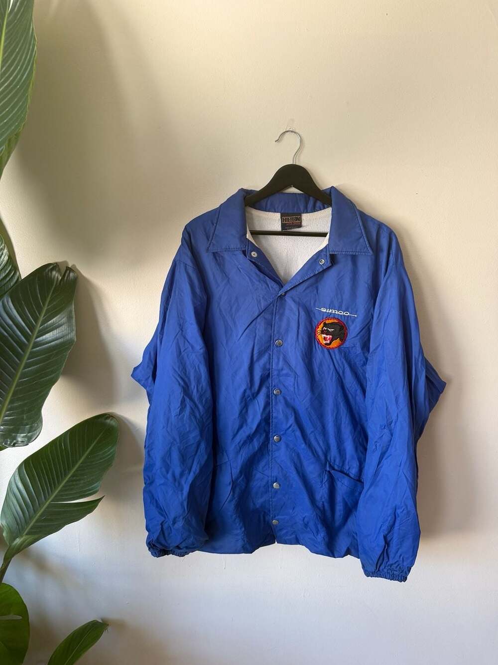 Vintage Hilton Active Apparel Blue Coaches Jacket Simco Patch Dark Room Graphic